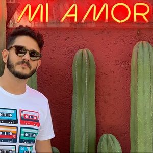 Meet your Posher, Johnny